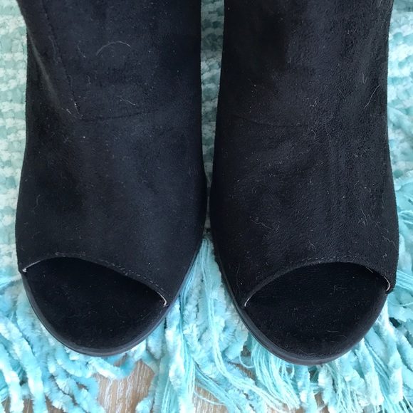 Bella Marie Open Toe Bootie - Picture 2 of 5